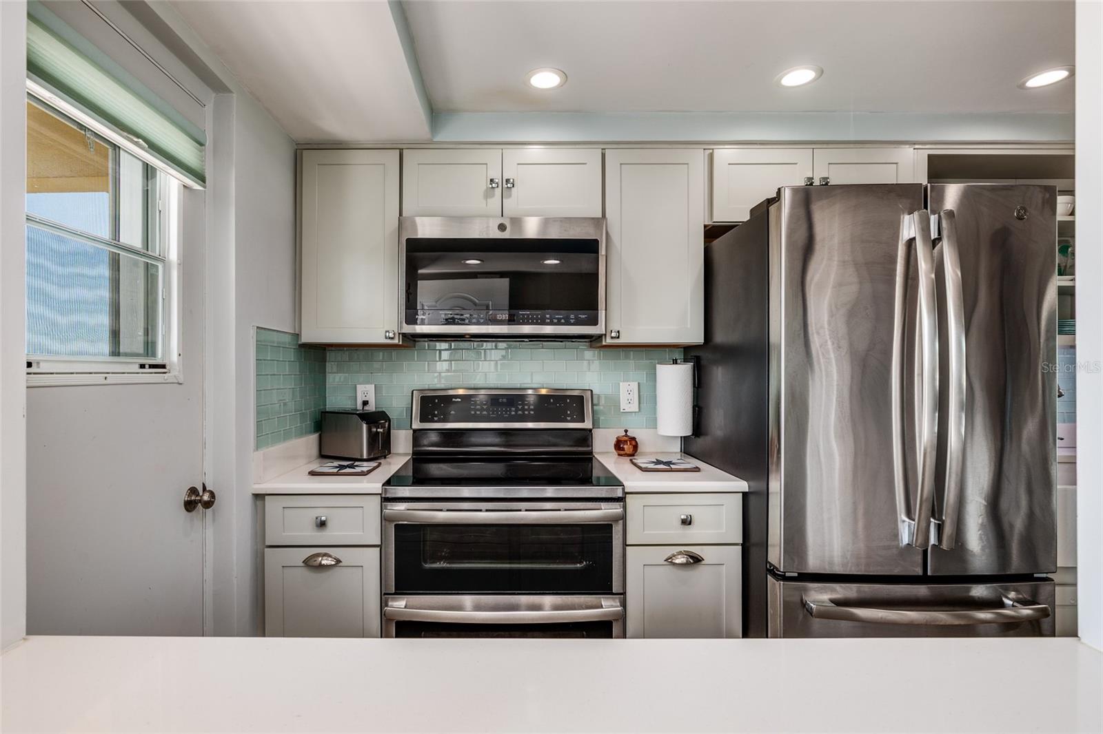 1 BOCA CIEGA POINT BLVD #206, ST PETERSBURG, FL, 33708