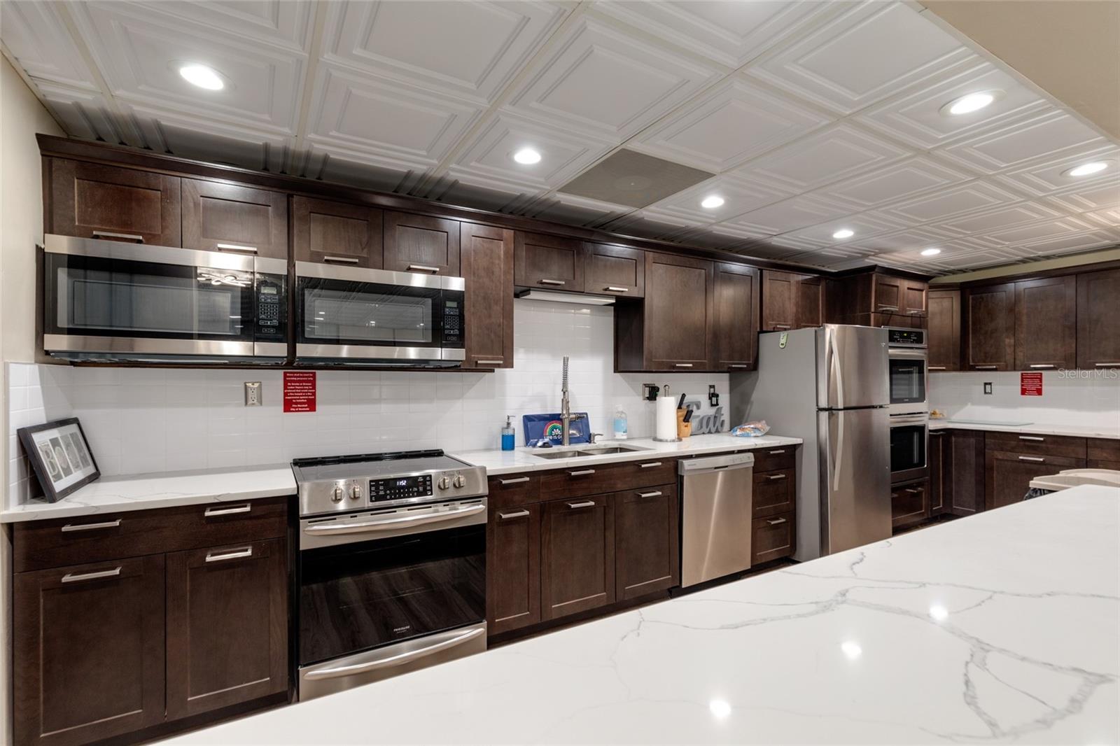 1 BOCA CIEGA POINT BLVD #206, ST PETERSBURG, FL, 33708