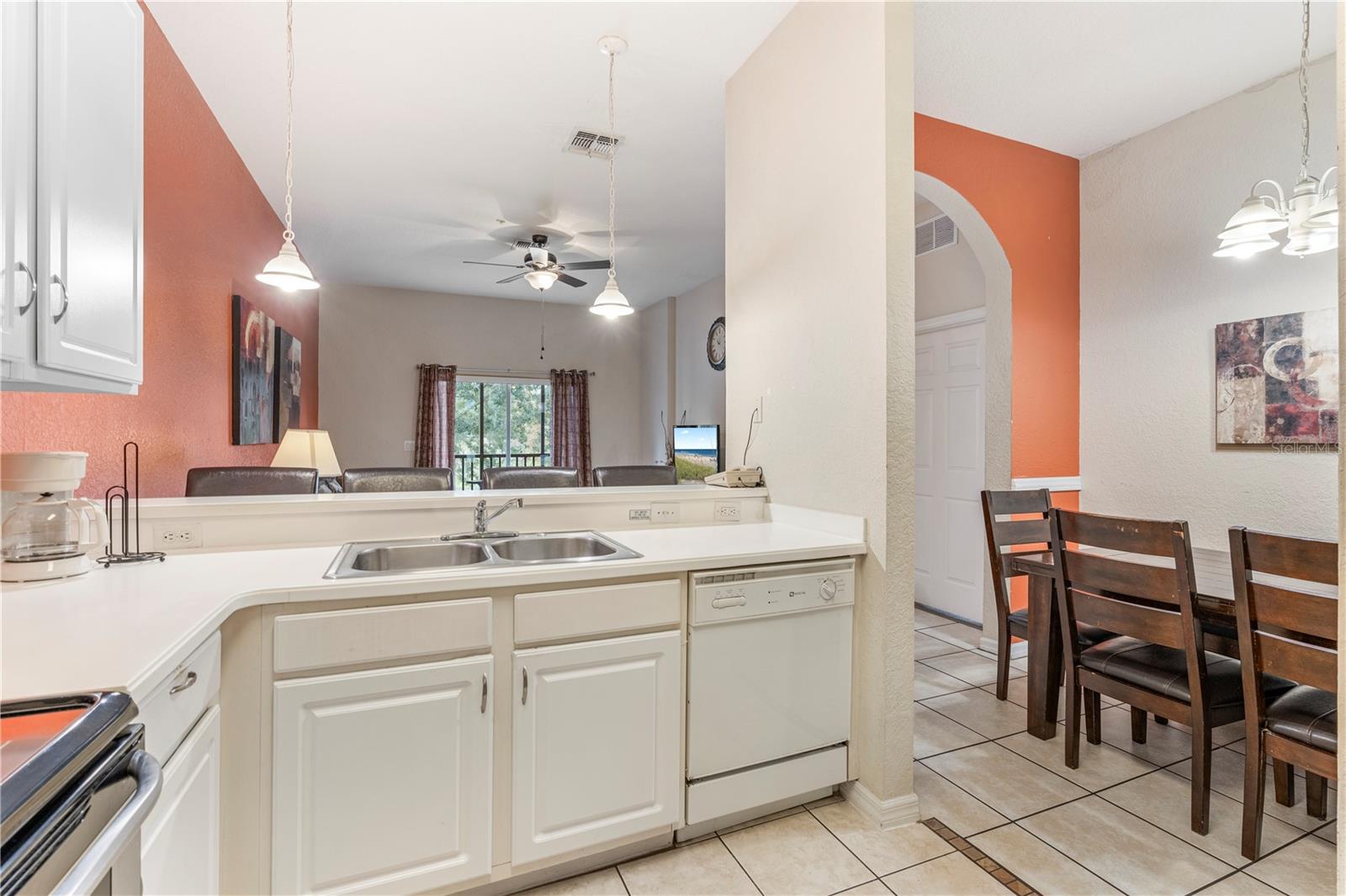 911 NEW PROVIDENCE #911, DAVENPORT, FL, 33897
