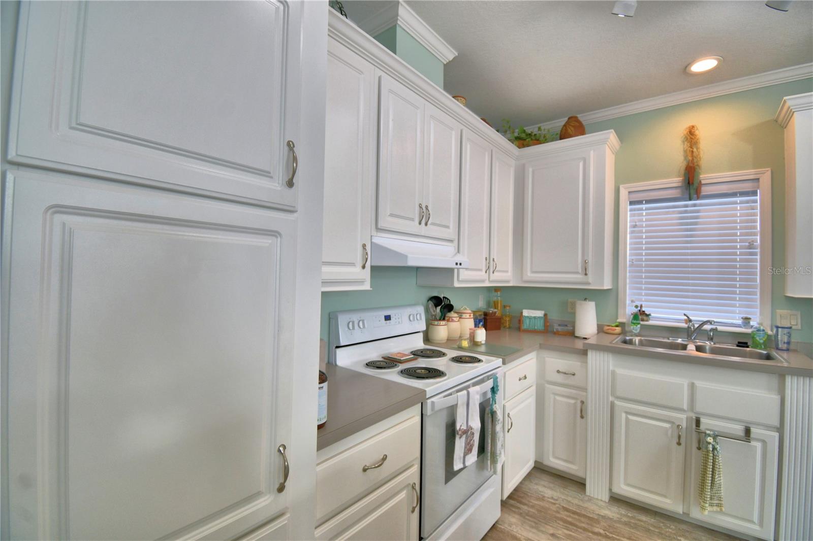 4925 CYPRESS GARDENS RD #100, WINTER HAVEN, FL, 33884