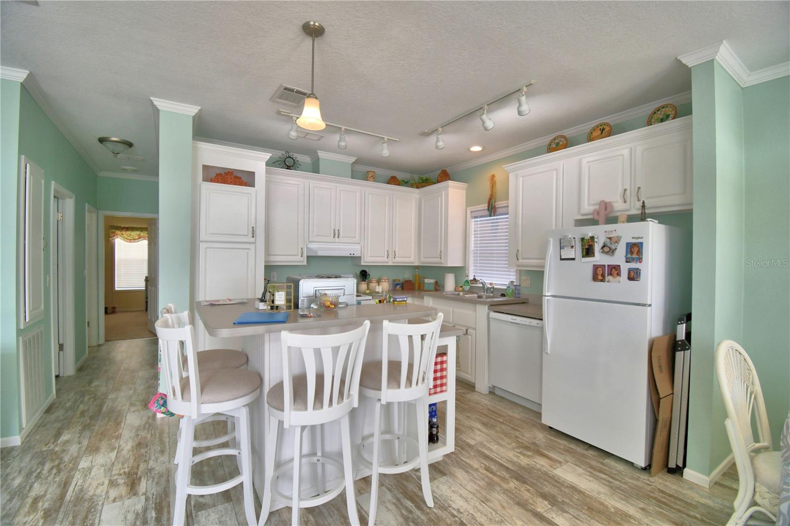 4925 CYPRESS GARDENS RD #100, WINTER HAVEN, FL, 33884