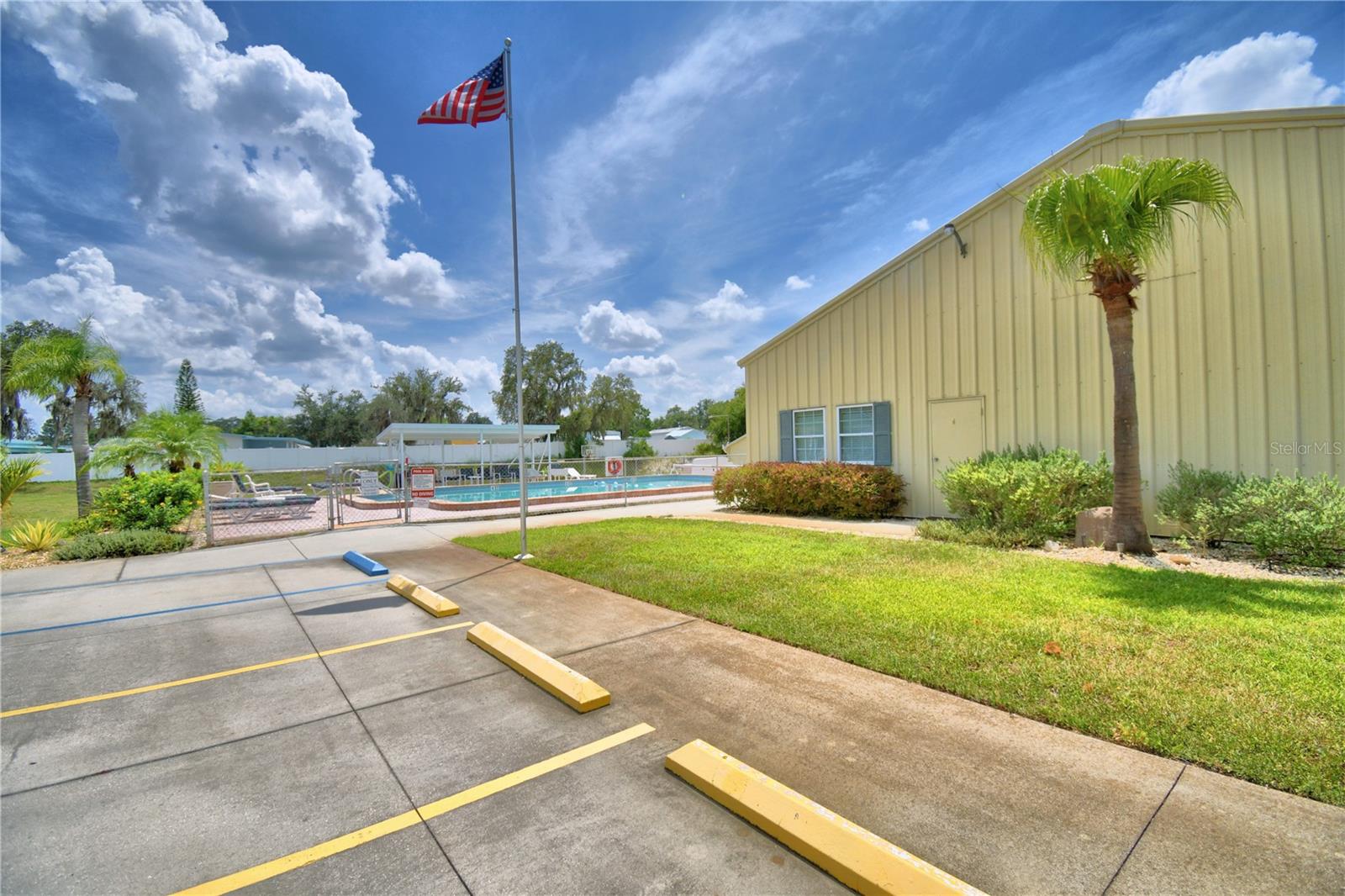 4925 CYPRESS GARDENS RD #100, WINTER HAVEN, FL, 33884