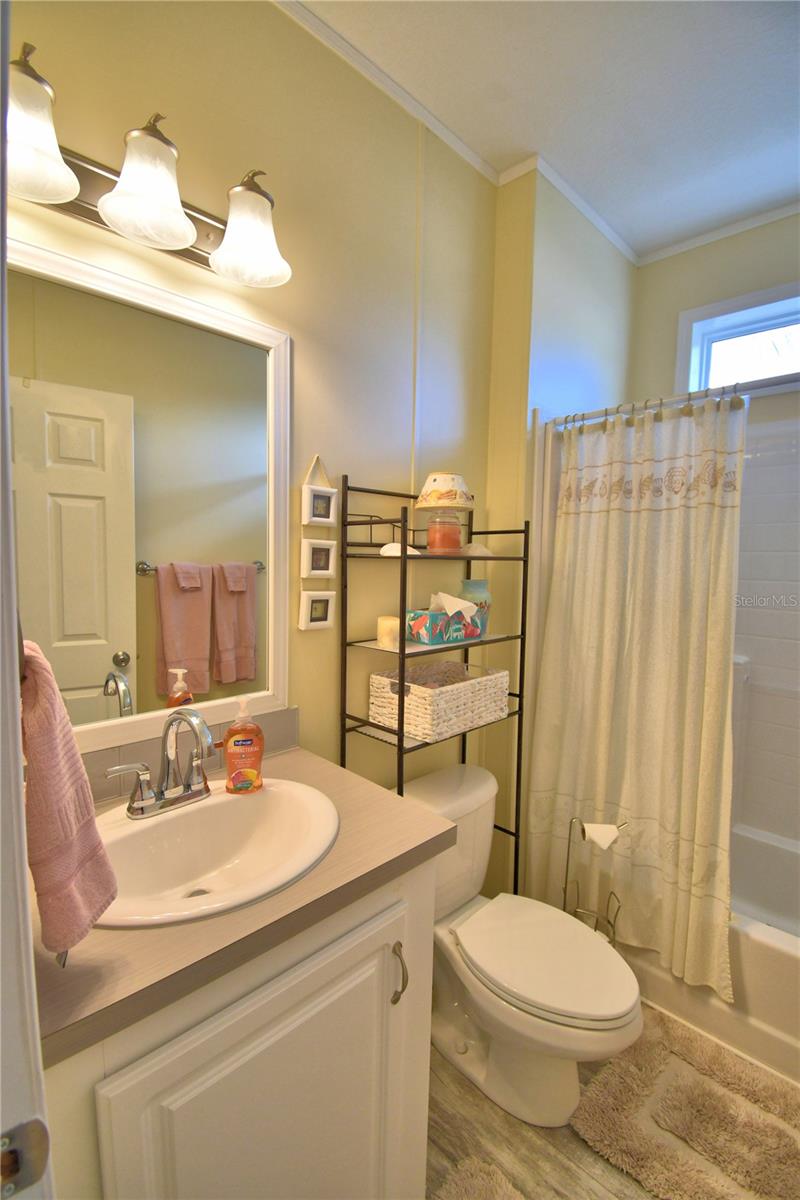 4925 CYPRESS GARDENS RD #100, WINTER HAVEN, FL, 33884