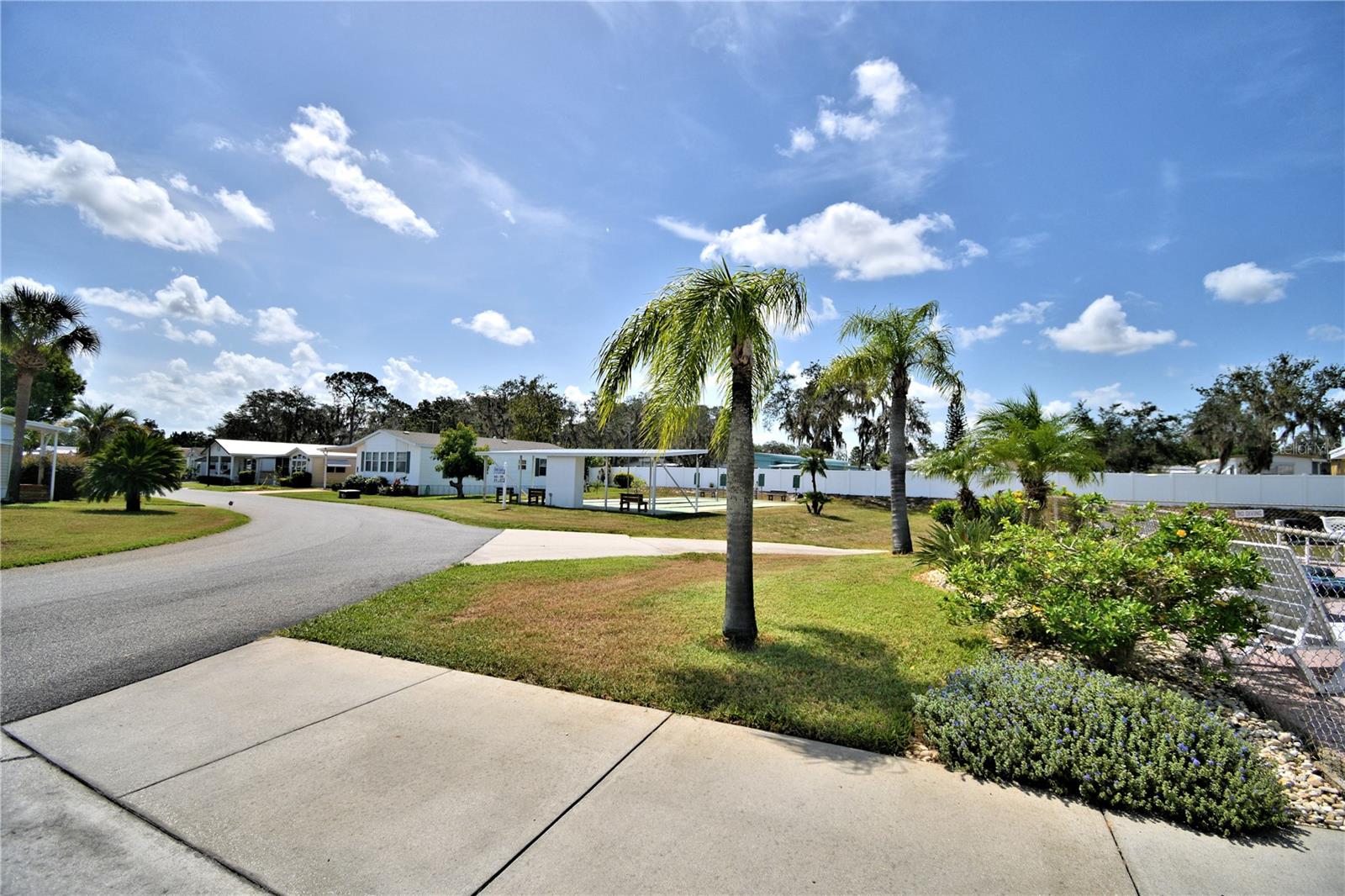 4925 CYPRESS GARDENS RD #100, WINTER HAVEN, FL, 33884