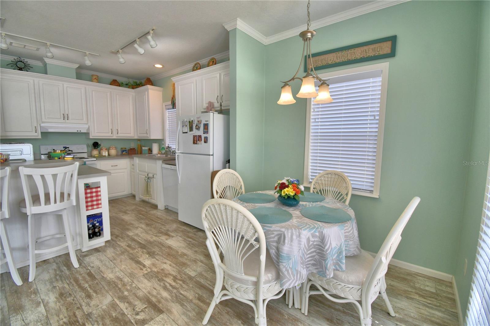 4925 CYPRESS GARDENS RD #100, WINTER HAVEN, FL, 33884