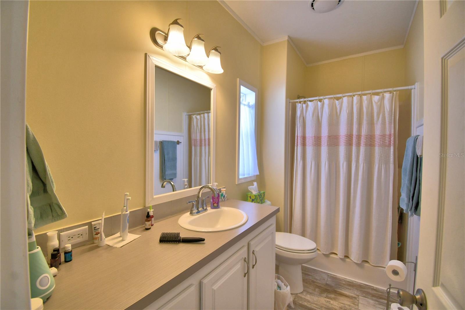 4925 CYPRESS GARDENS RD #100, WINTER HAVEN, FL, 33884