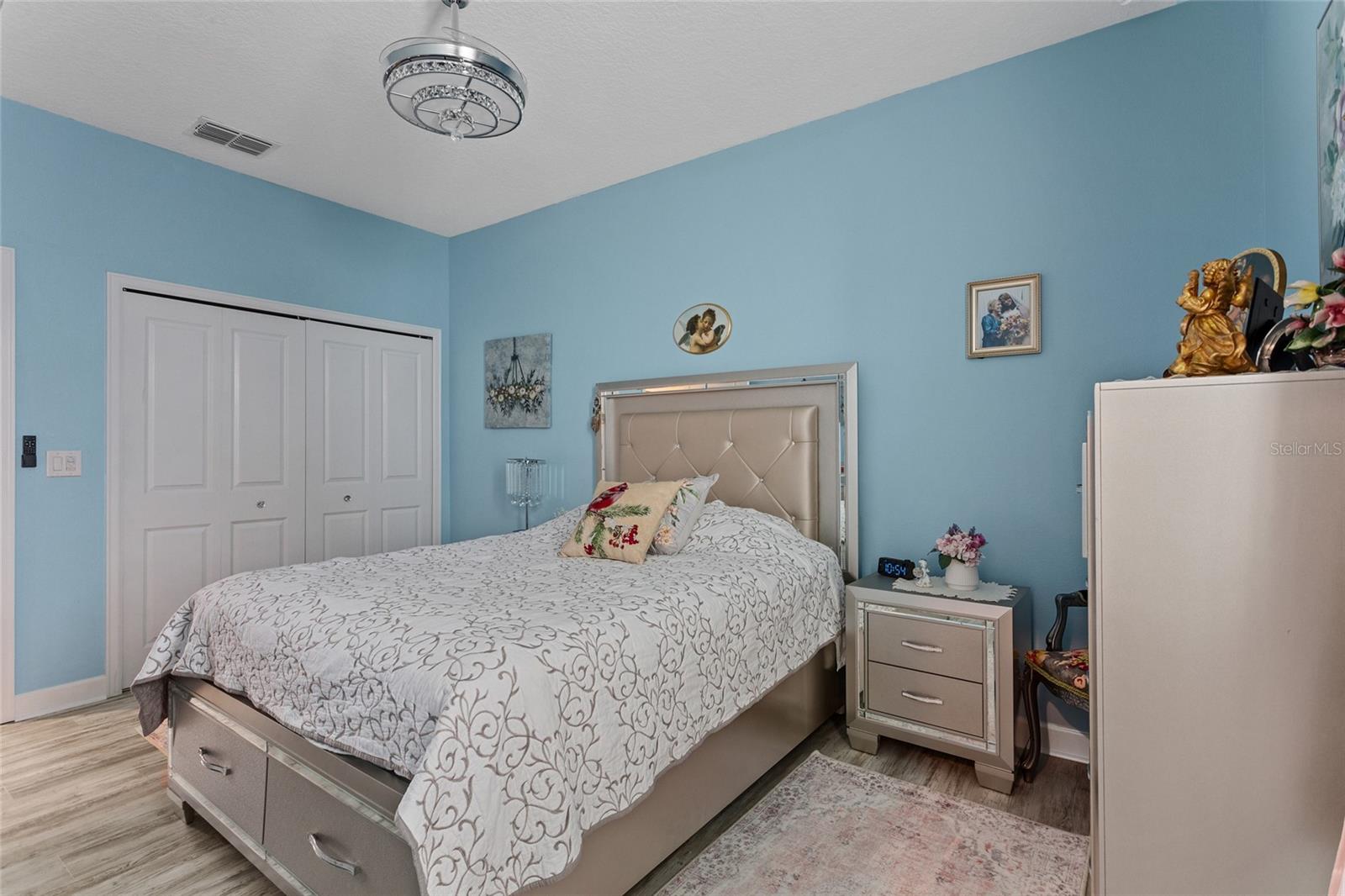 2215 CAMDEN PARK AVE, DAVENPORT, FL, 33837