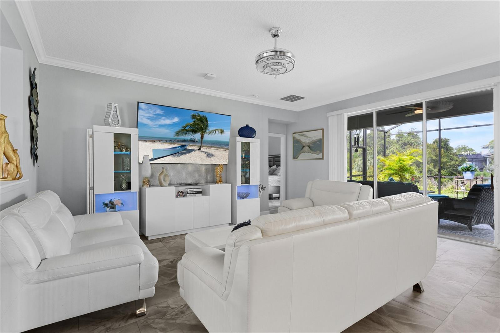 2215 CAMDEN PARK AVE, DAVENPORT, FL, 33837