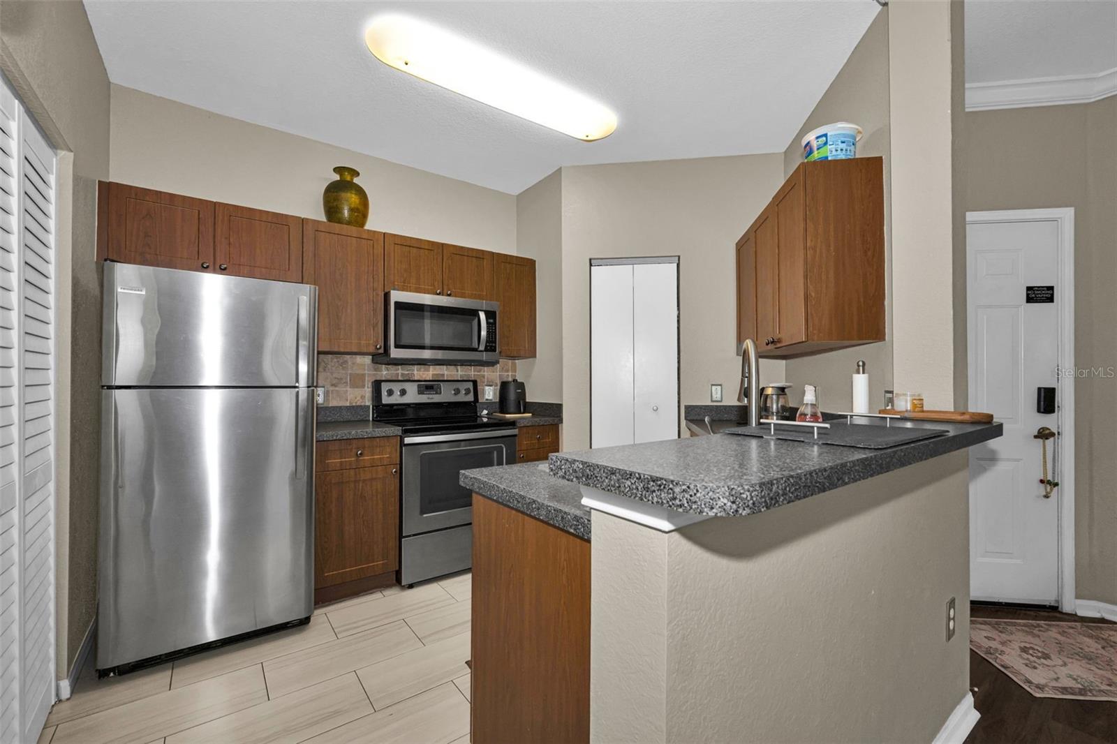 2141 PORTOFINO PL #28-281, PALM HARBOR, FL, 34683