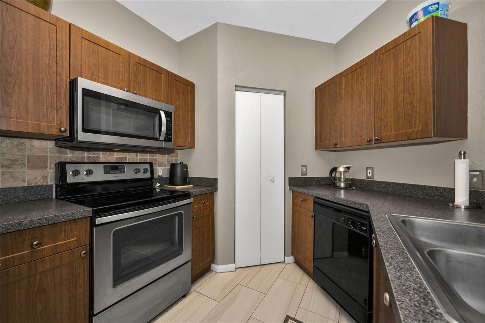 2141 PORTOFINO PL #28-281, PALM HARBOR, FL, 34683