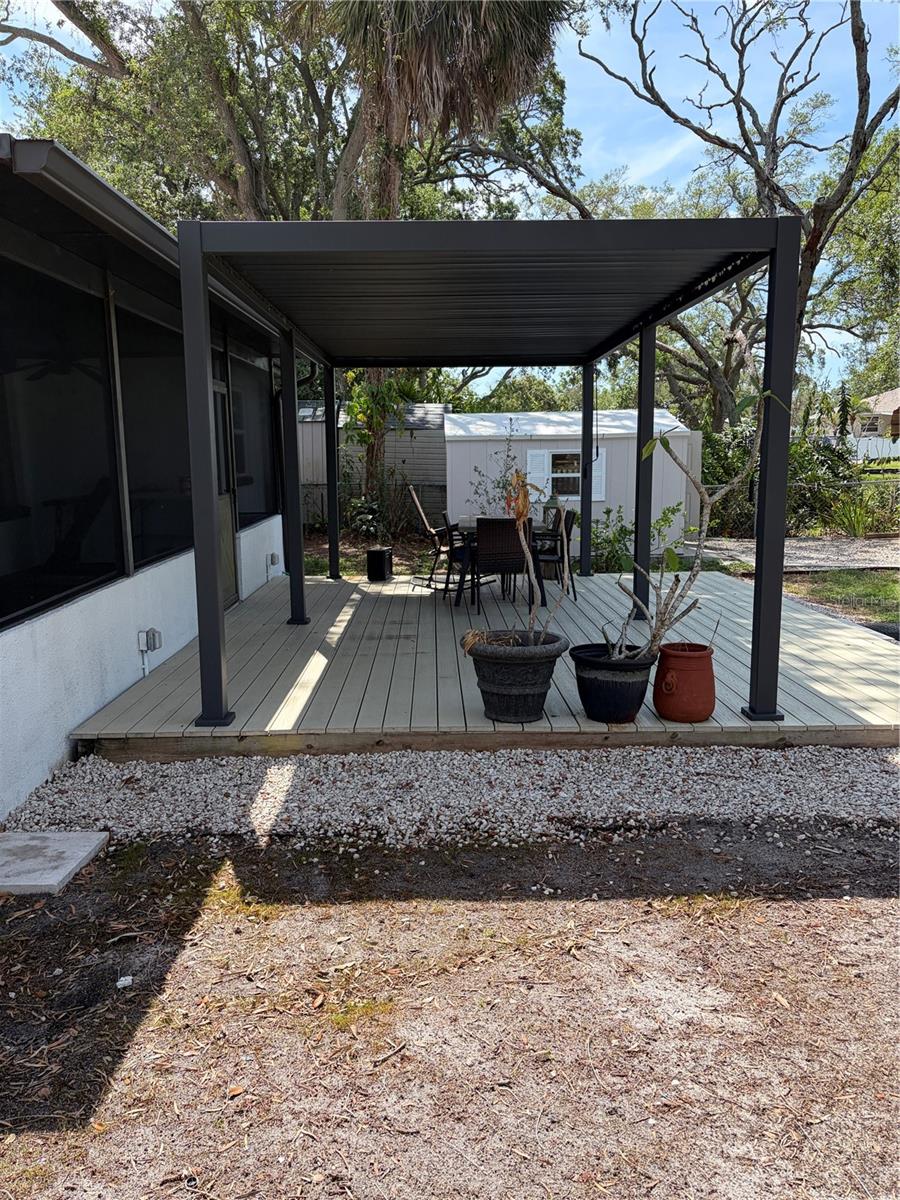 8914 MEMORIAL HWY, TAMPA, FL, 33615