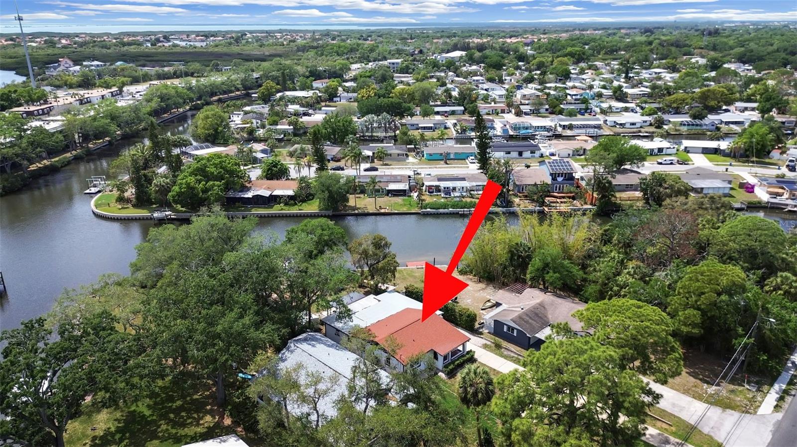 8914 MEMORIAL HWY, TAMPA, FL, 33615