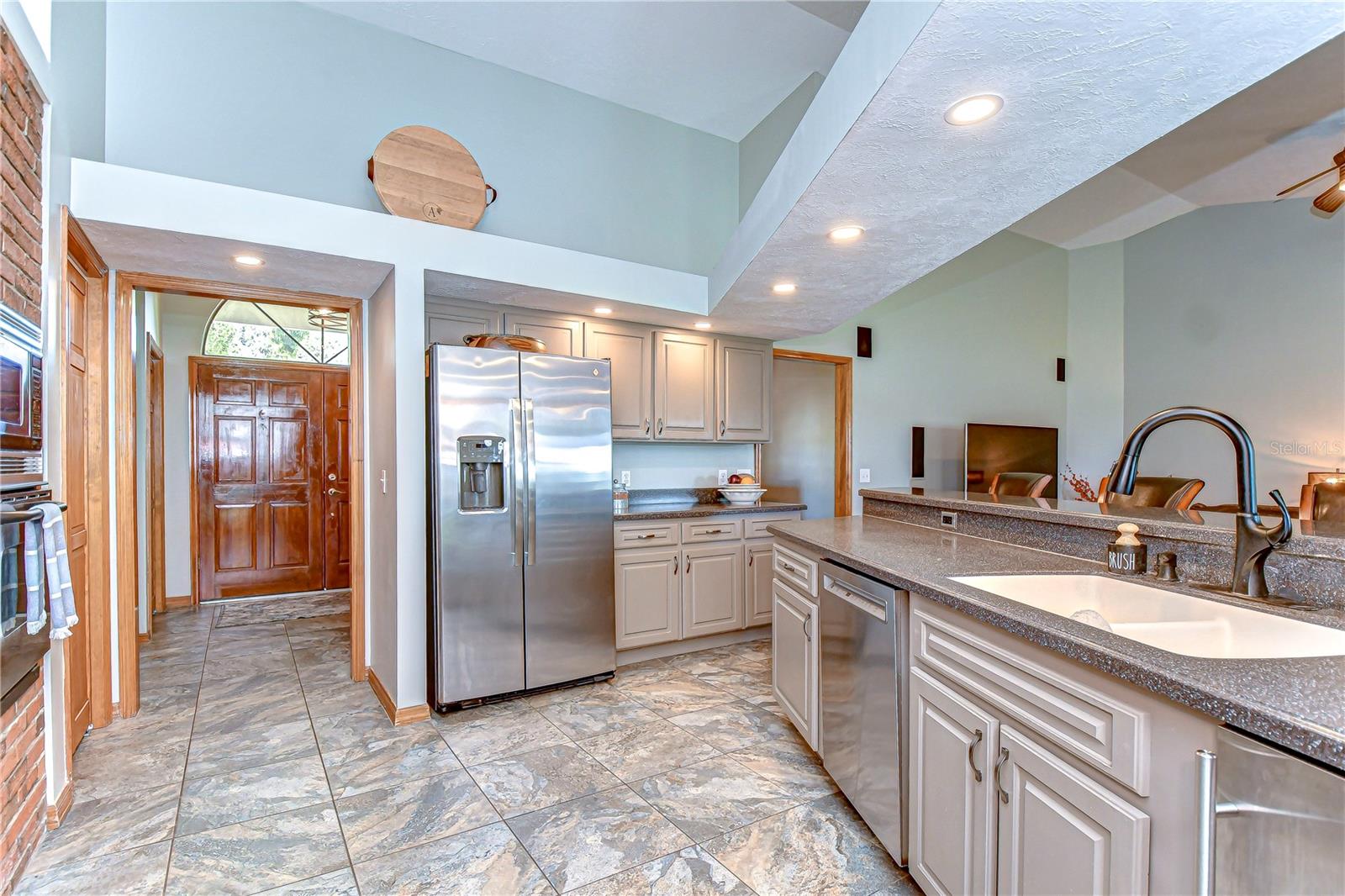 709 SPORTSMAN PARK DR, SEFFNER, FL, 33584