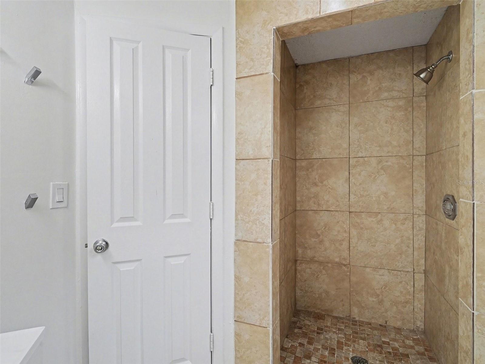 4037 MAVERICK AVE, SARASOTA, FL, 34233