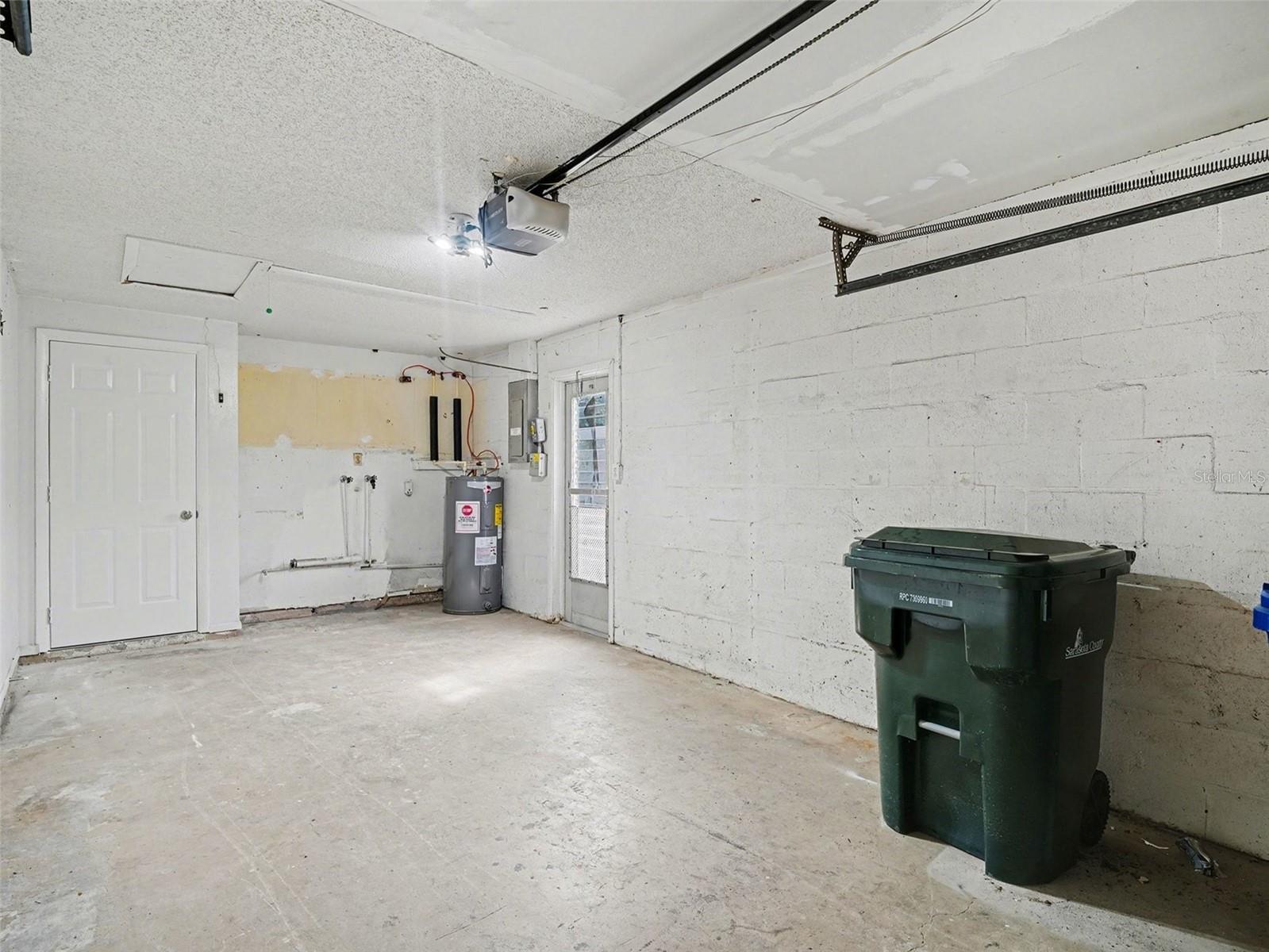 4037 MAVERICK AVE, SARASOTA, FL, 34233