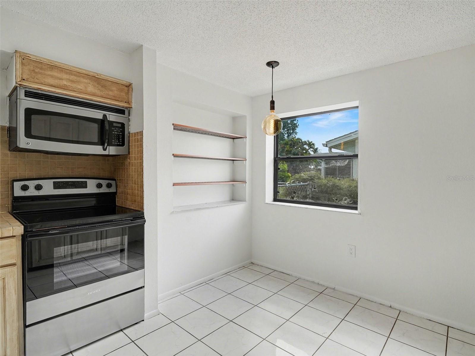 4037 MAVERICK AVE, SARASOTA, FL, 34233