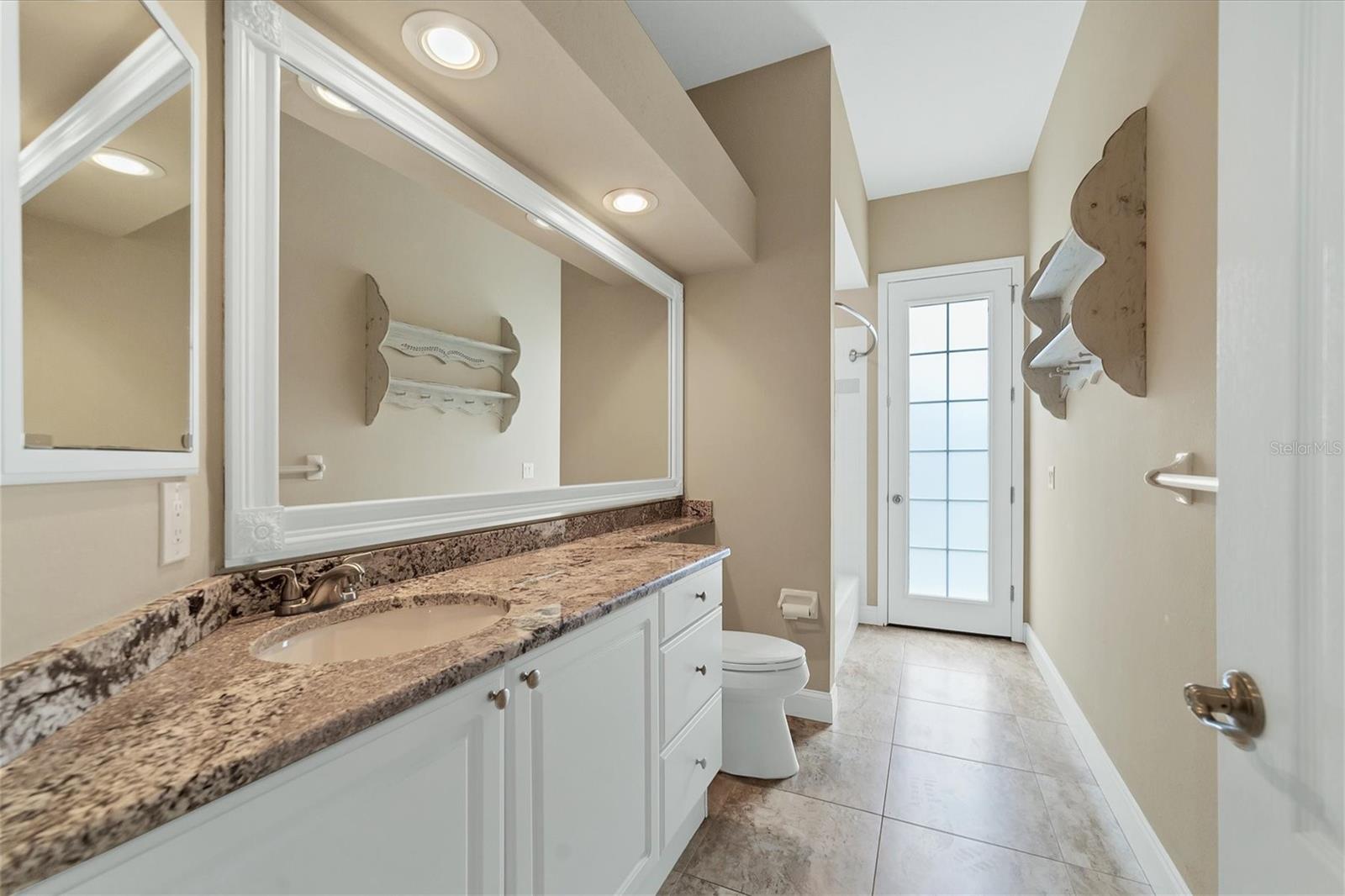 11709 CLUBHOUSE DR, LAKEWOOD RANCH, FL, 34202