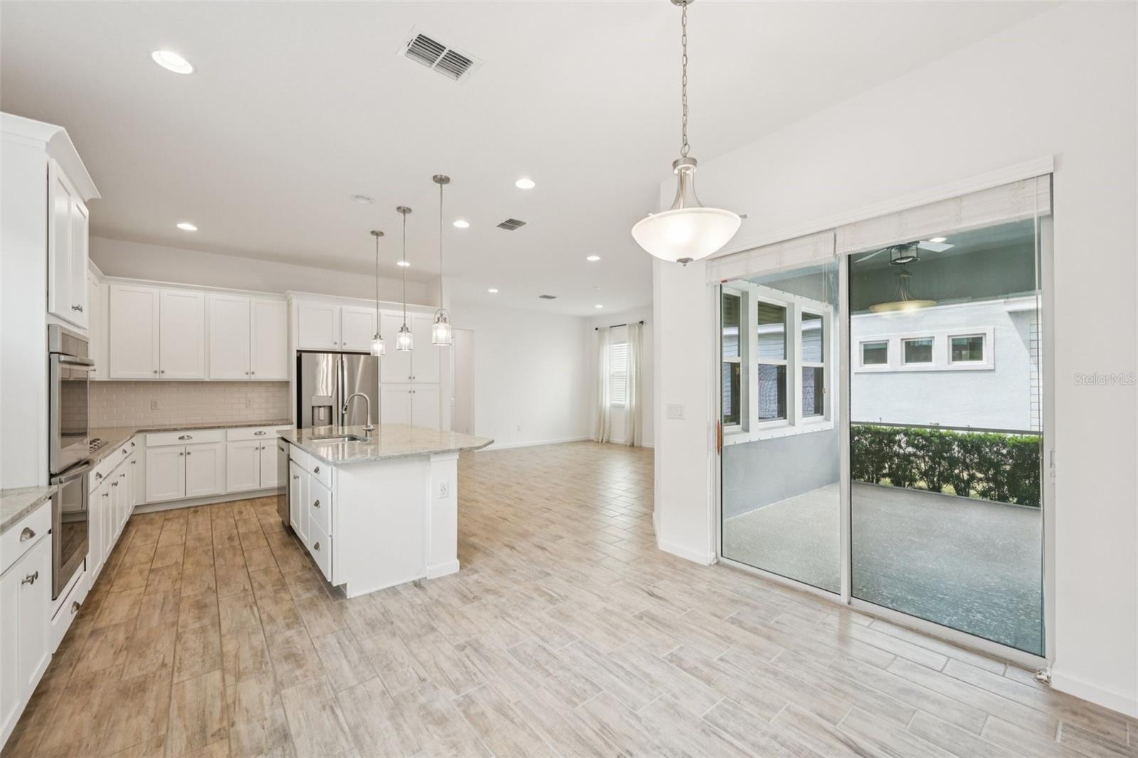 806 WINTERSIDE DR, APOLLO BEACH, FL, 33572