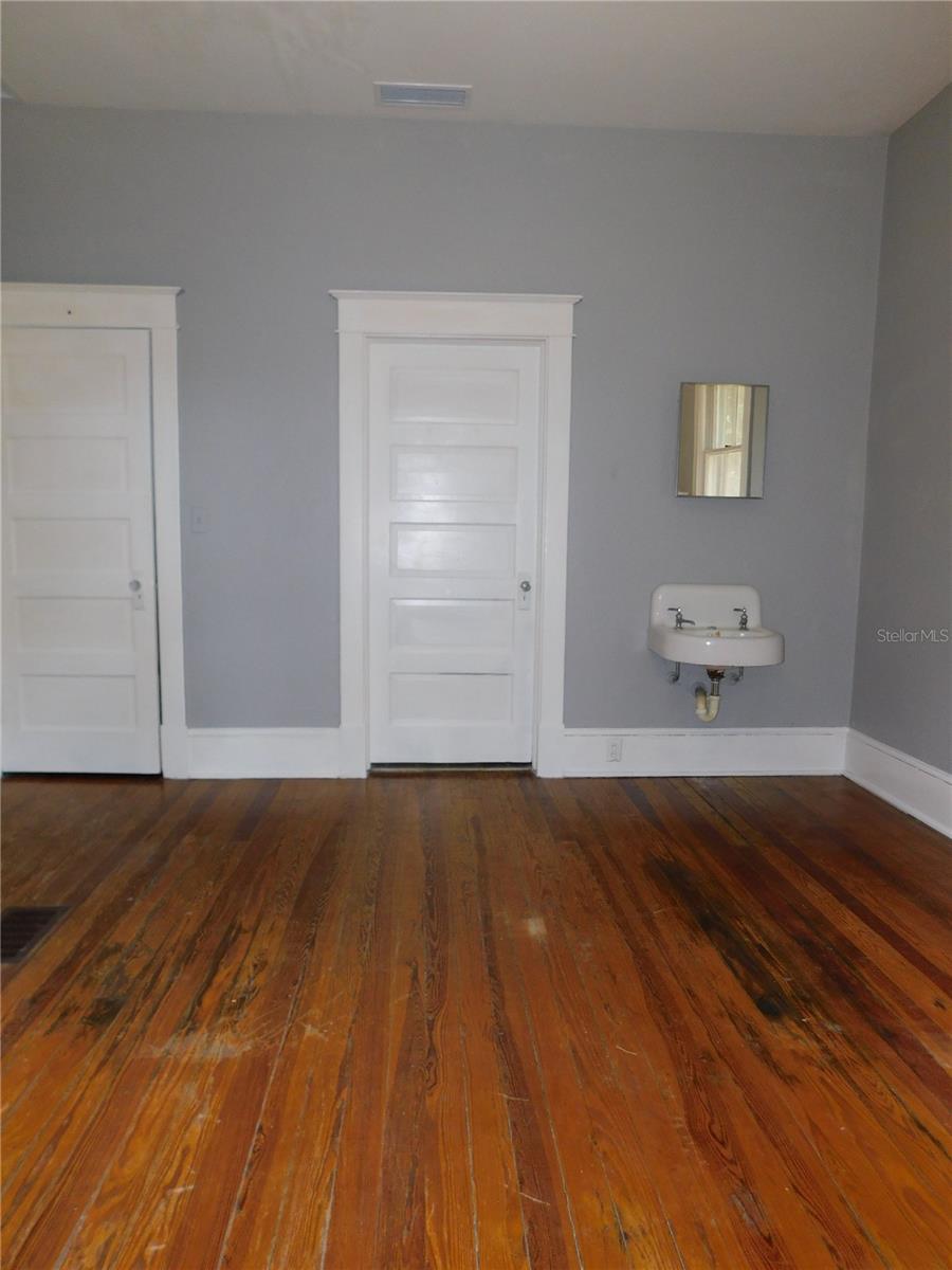 541 NE 11TH ST, GAINESVILLE, FL, 32601