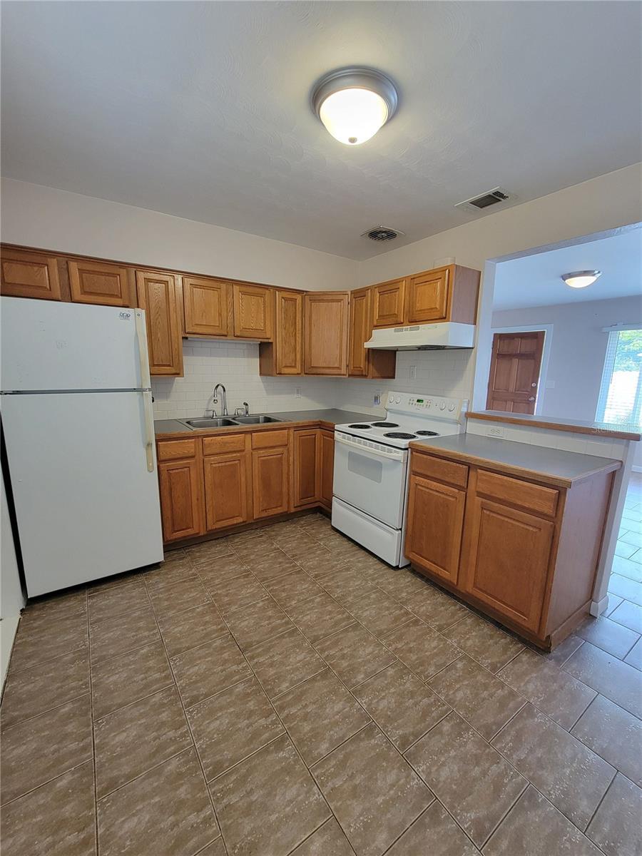 250 37TH ST N, ST PETERSBURG, FL, 33713