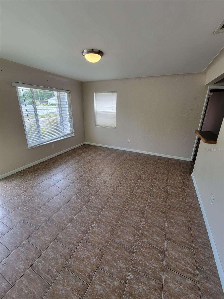 250 37TH ST N, ST PETERSBURG, FL, 33713