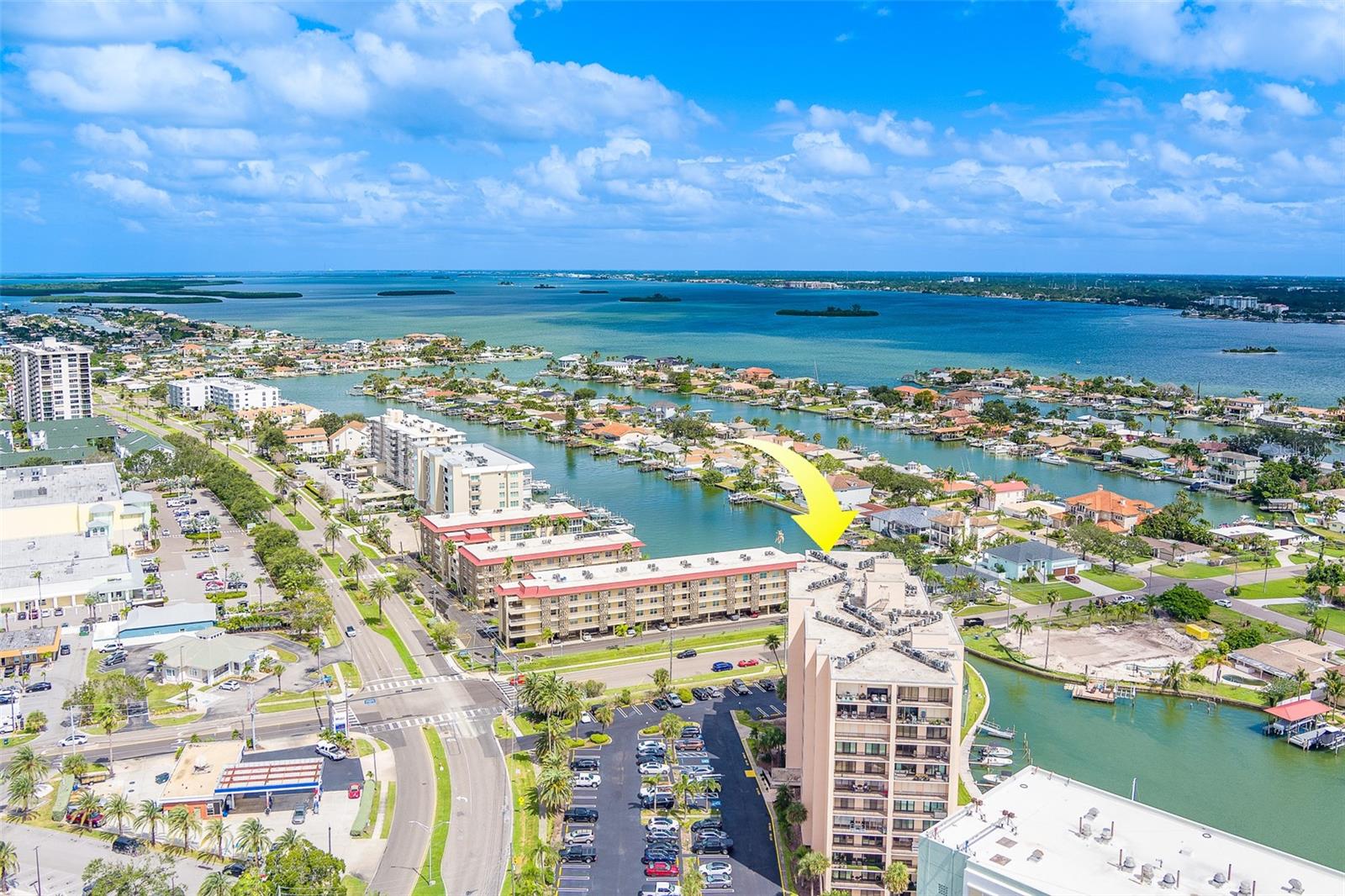 51 ISLAND WAY #101, CLEARWATER BEACH, FL, 33767
