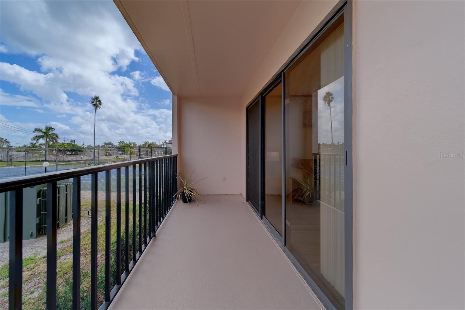 51 ISLAND WAY #101, CLEARWATER BEACH, FL, 33767