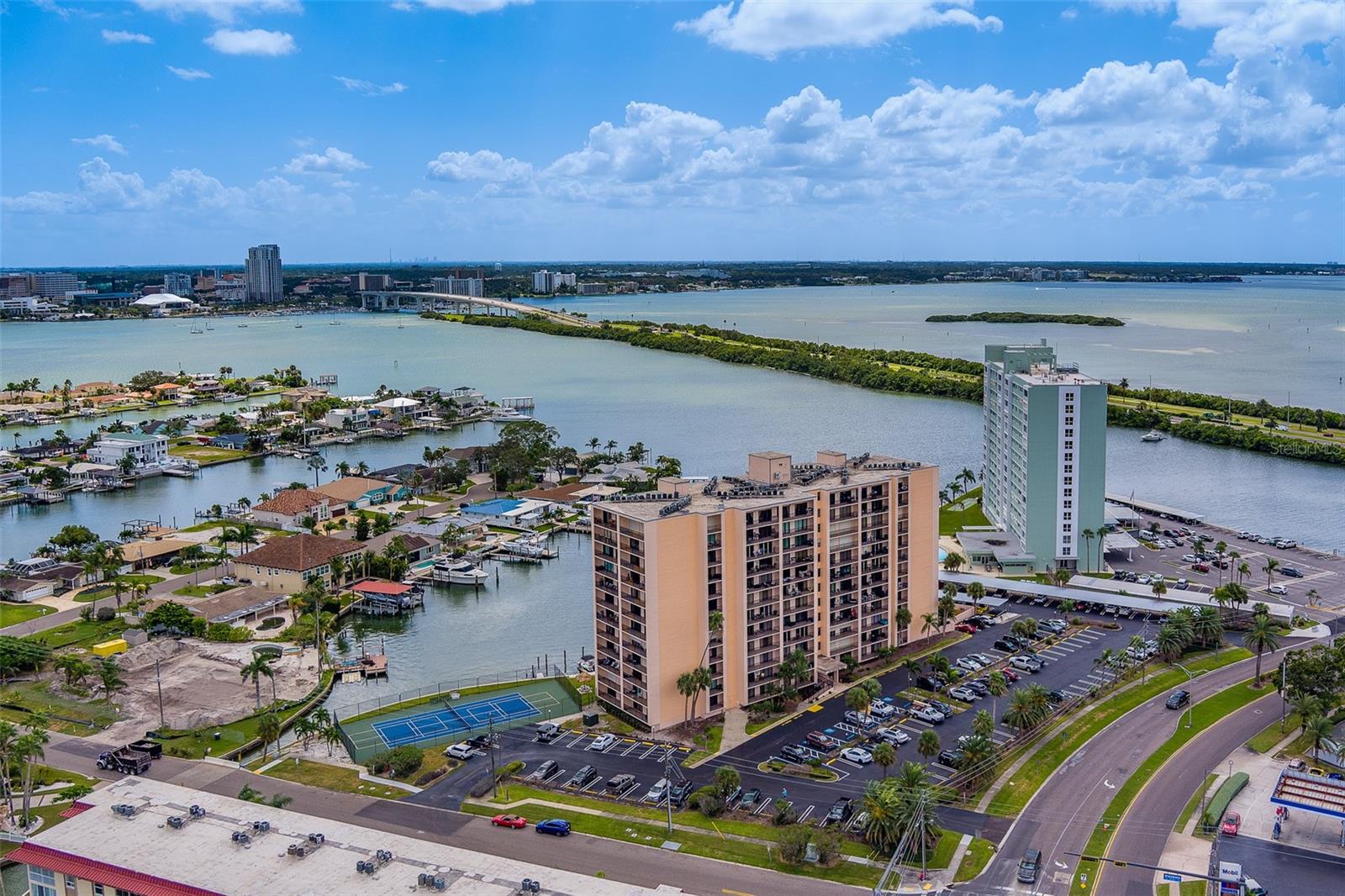 51 ISLAND WAY #101, CLEARWATER BEACH, FL, 33767