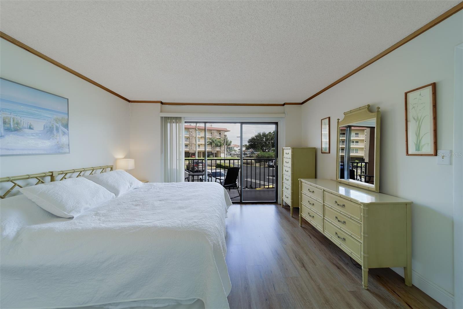 51 ISLAND WAY #101, CLEARWATER BEACH, FL, 33767