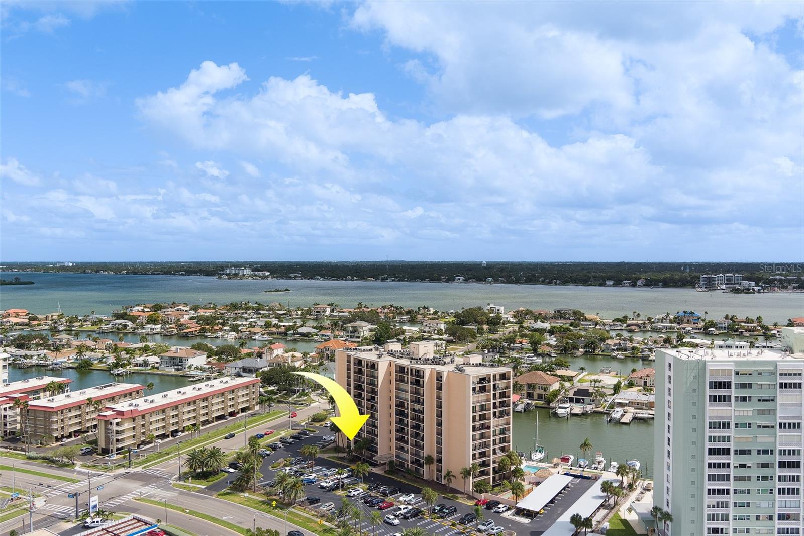 51 ISLAND WAY #101, CLEARWATER BEACH, FL, 33767