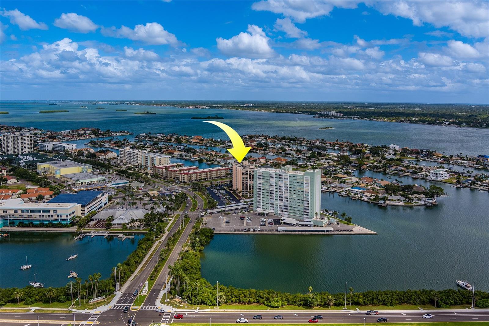 51 ISLAND WAY #101, CLEARWATER BEACH, FL, 33767