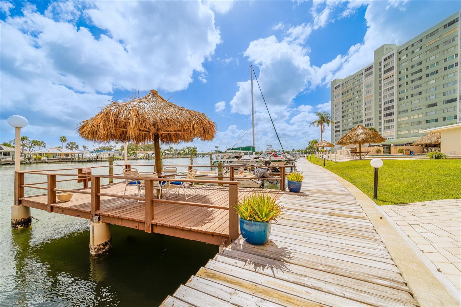 51 ISLAND WAY #101, CLEARWATER BEACH, FL, 33767