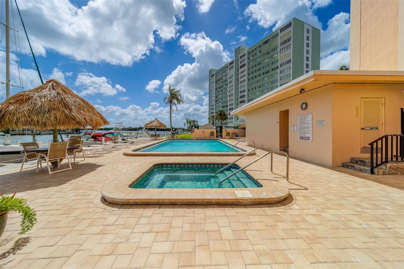 51 ISLAND WAY #101, CLEARWATER BEACH, FL, 33767