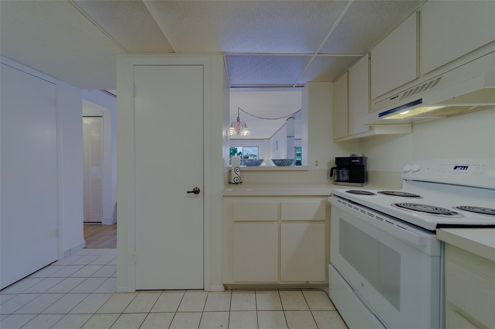 51 ISLAND WAY #101, CLEARWATER BEACH, FL, 33767