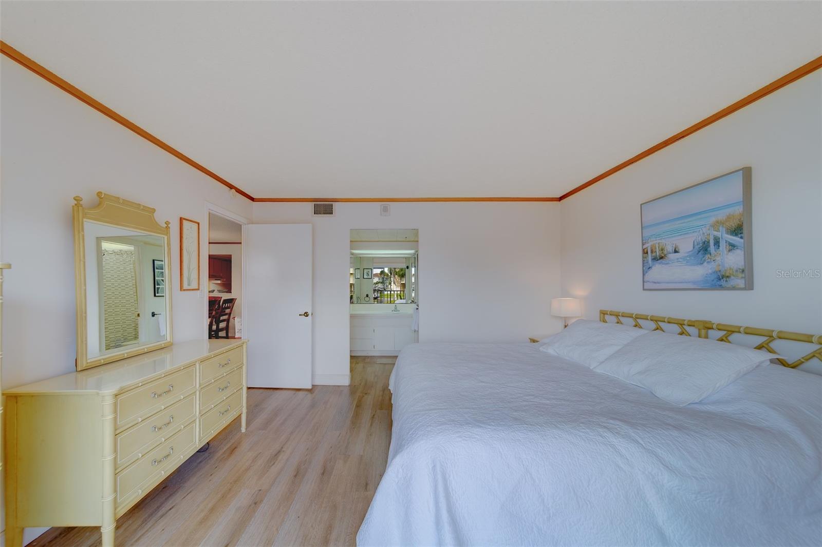 51 ISLAND WAY #101, CLEARWATER BEACH, FL, 33767