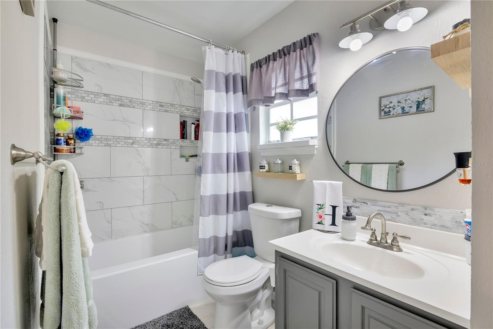 211 SPRING HOLLOW BLVD, APOPKA, FL, 32712