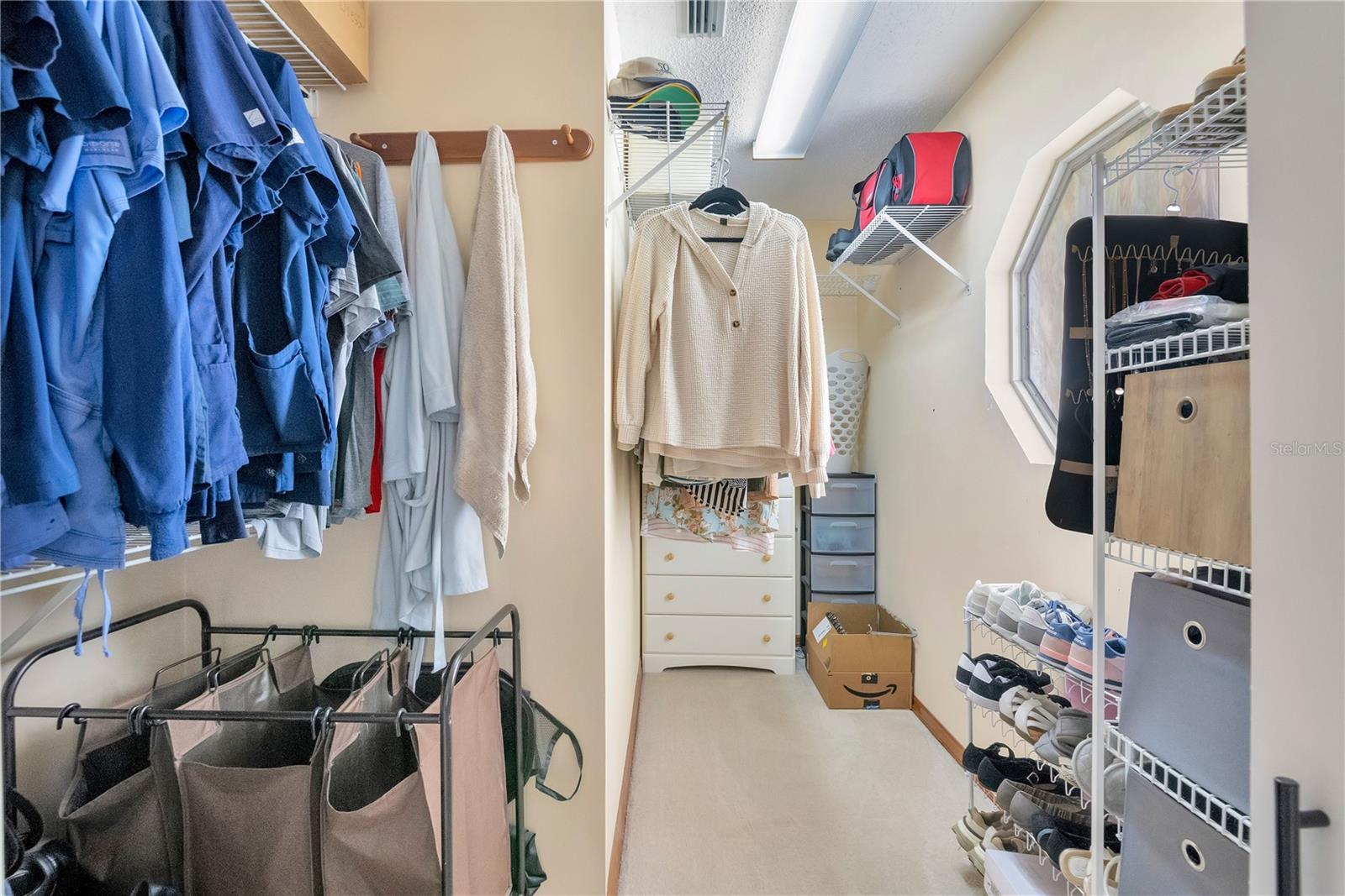 211 SPRING HOLLOW BLVD, APOPKA, FL, 32712