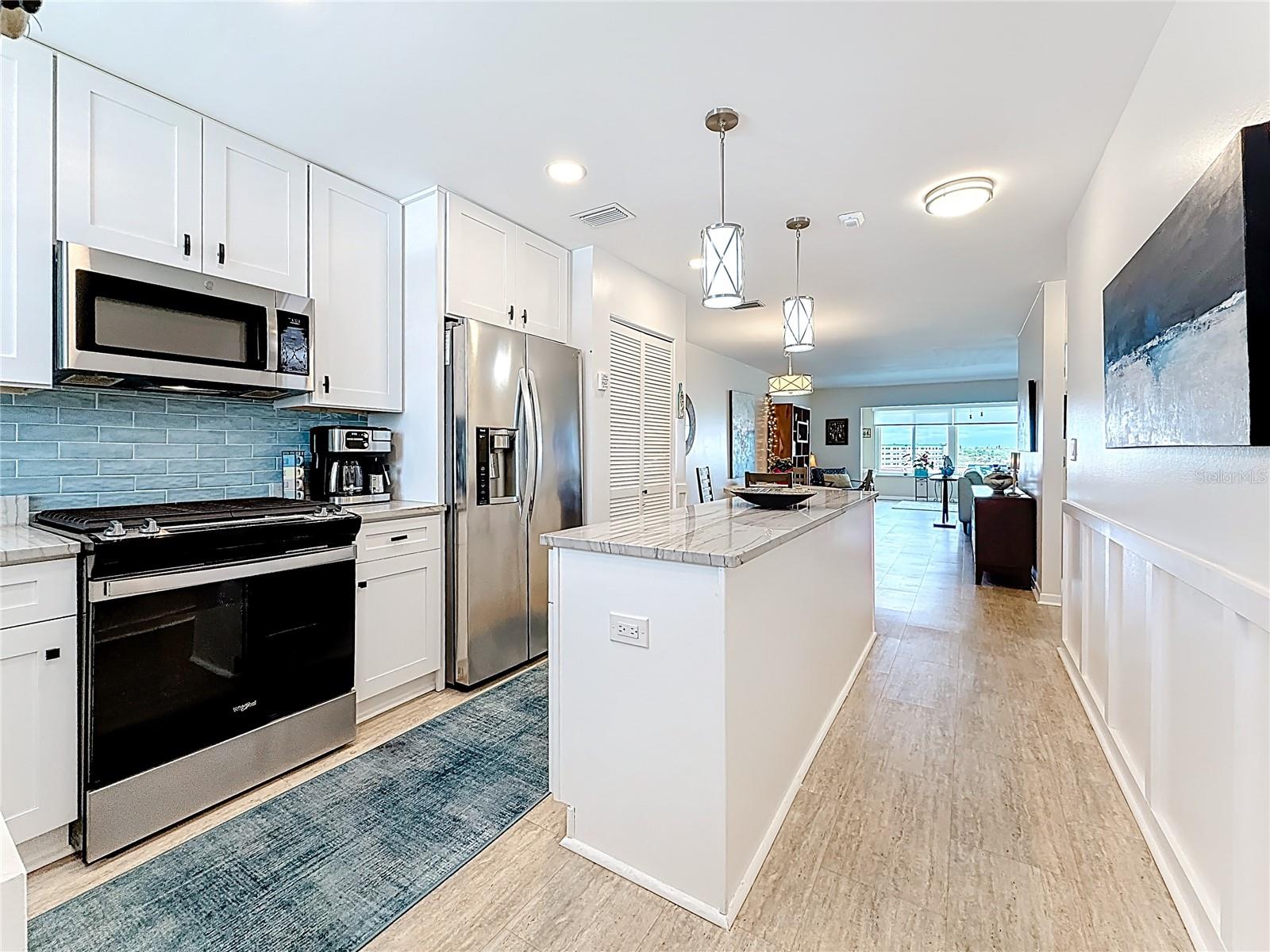 5925 SHORE BLVD S #611, GULFPORT, FL, 33707