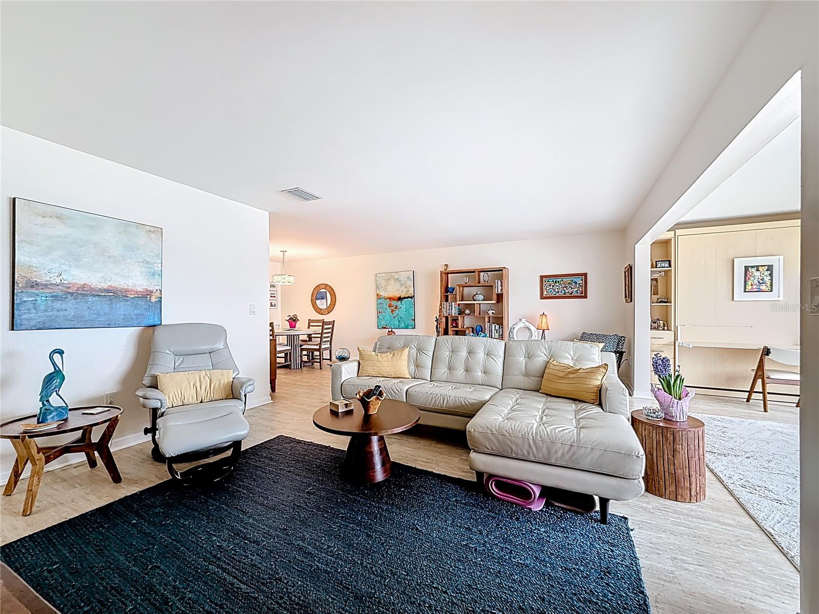 5925 SHORE BLVD S #611, GULFPORT, FL, 33707