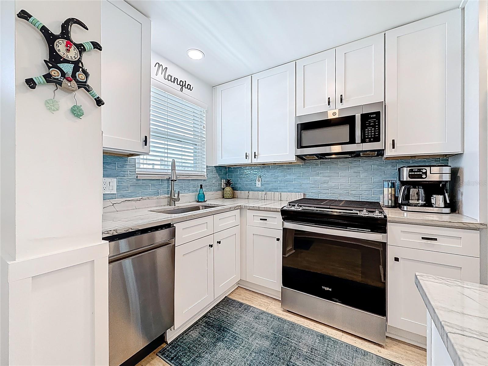 5925 SHORE BLVD S #611, GULFPORT, FL, 33707