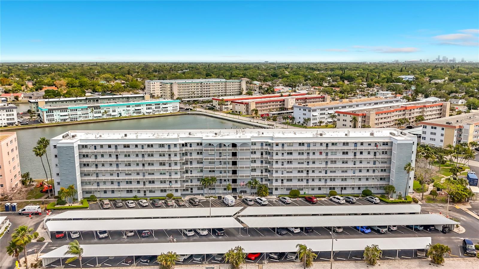 5925 SHORE BLVD S #611, GULFPORT, FL, 33707