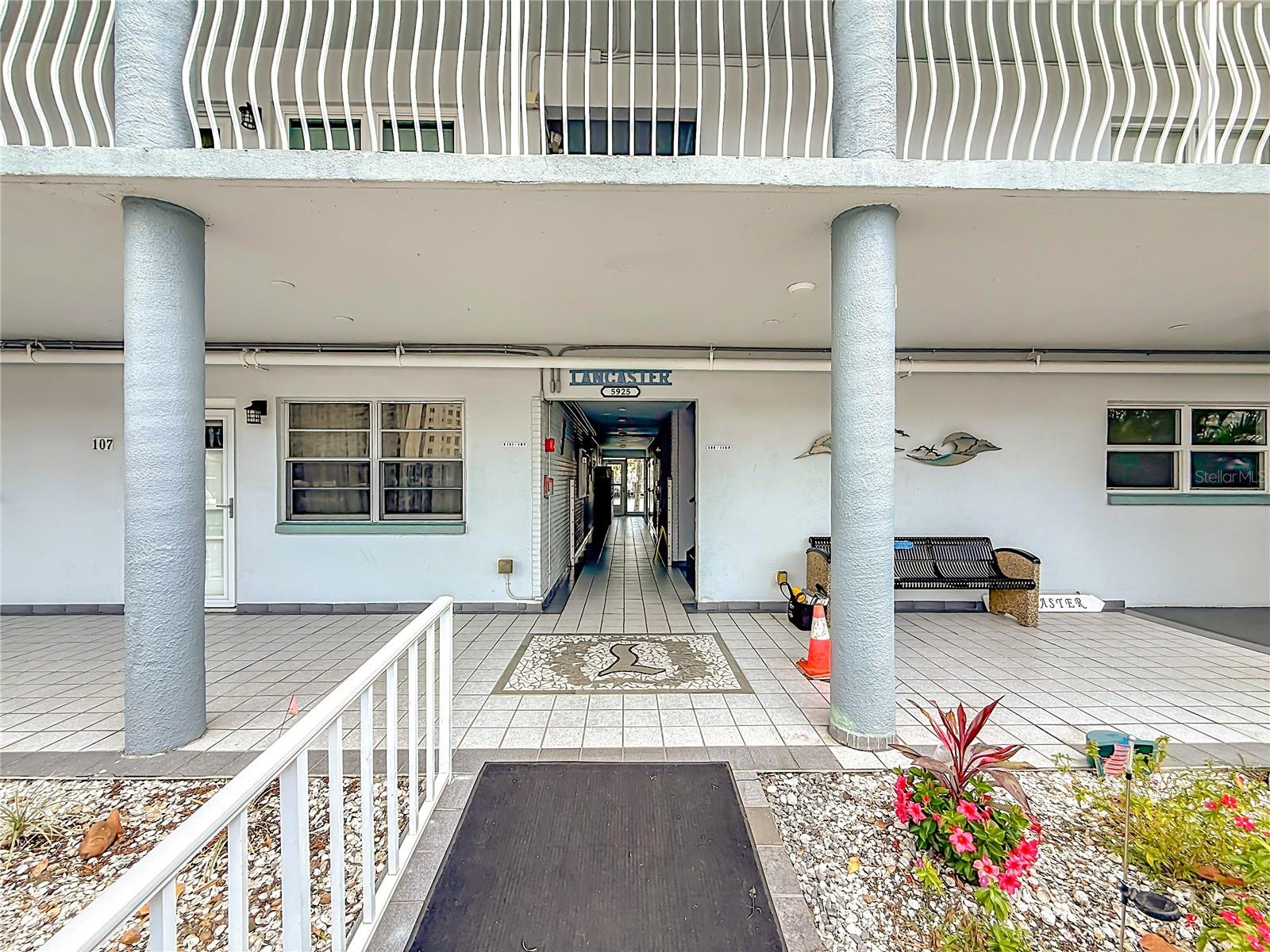 5925 SHORE BLVD S #611, GULFPORT, FL, 33707