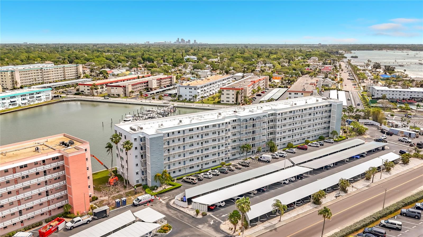 5925 SHORE BLVD S #611, GULFPORT, FL, 33707