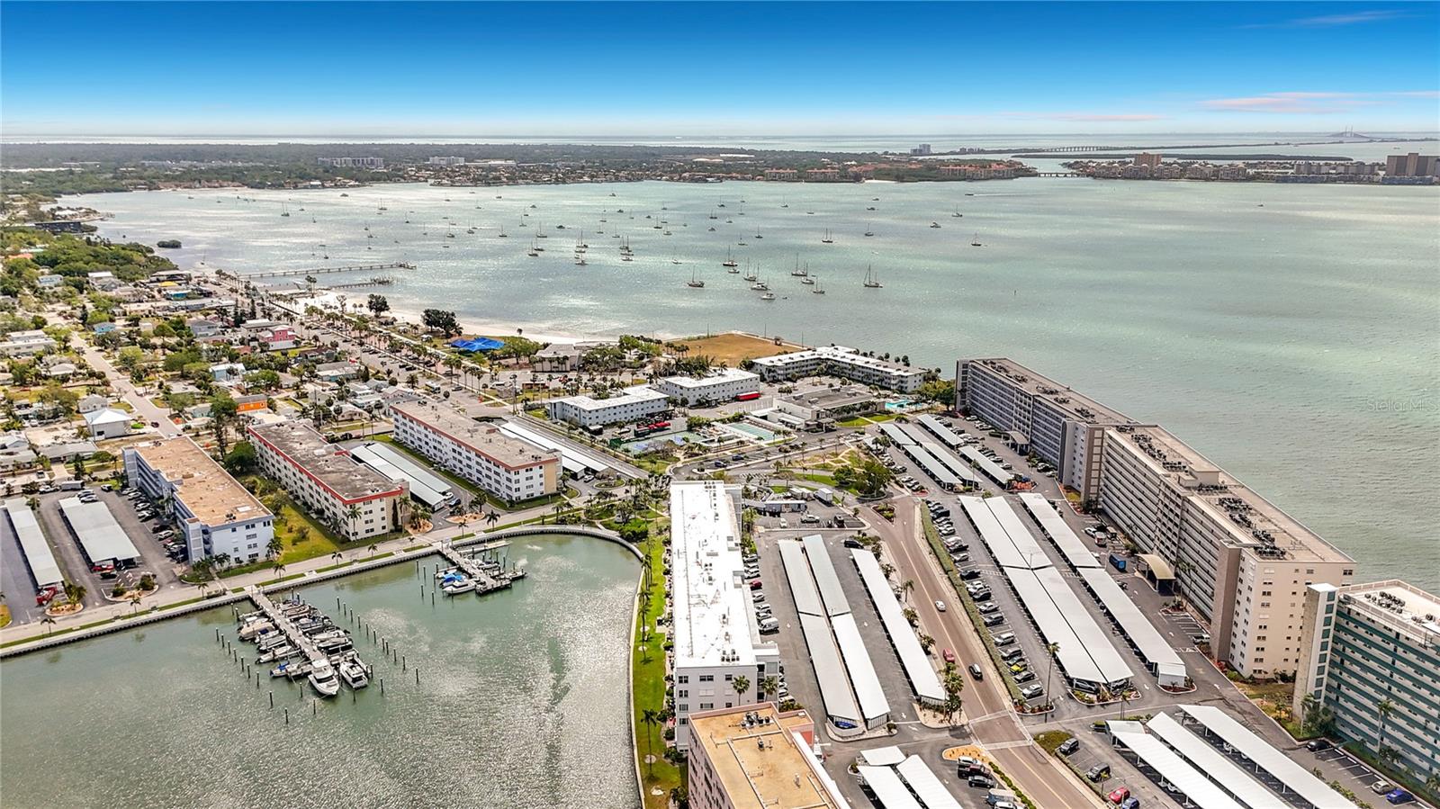 5925 SHORE BLVD S #611, GULFPORT, FL, 33707