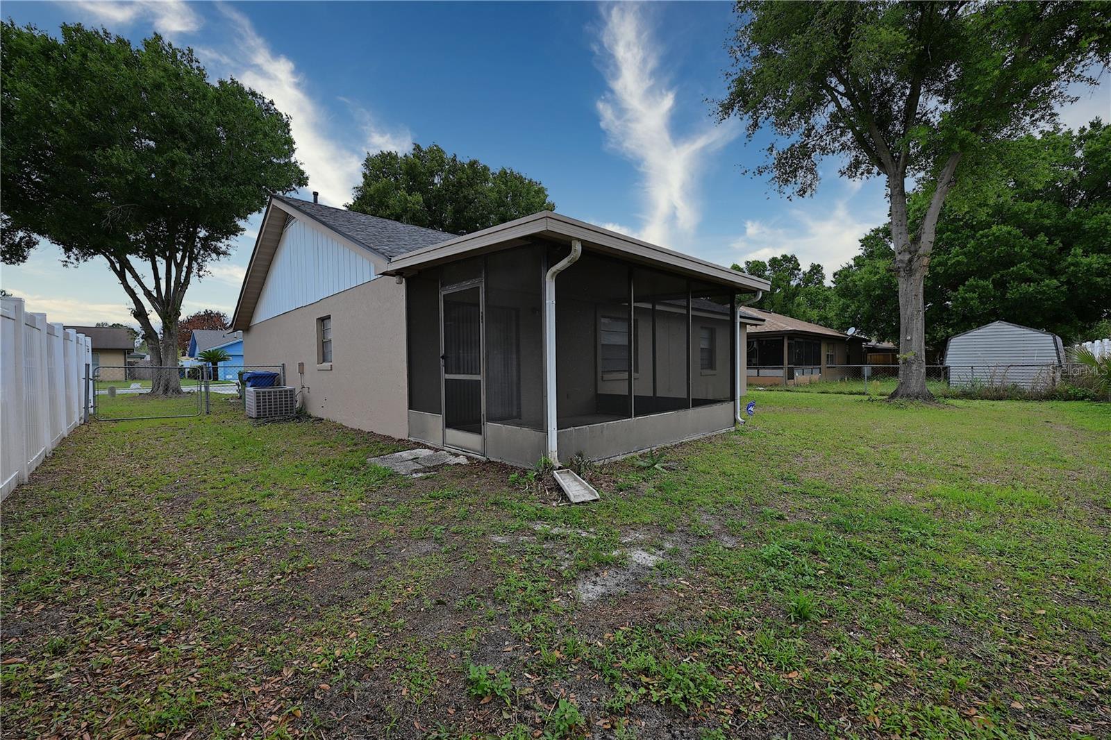 1018 SUNSHINE WAY SW, WINTER HAVEN, FL, 33880