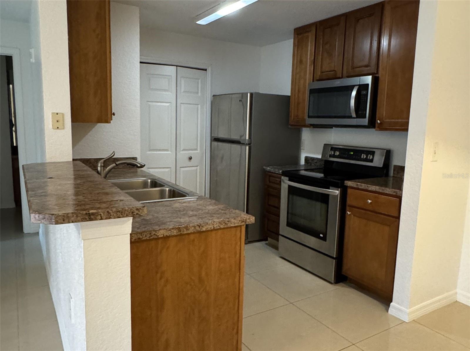 5483 VINELAND RD #10201, ORLANDO, FL, 32811