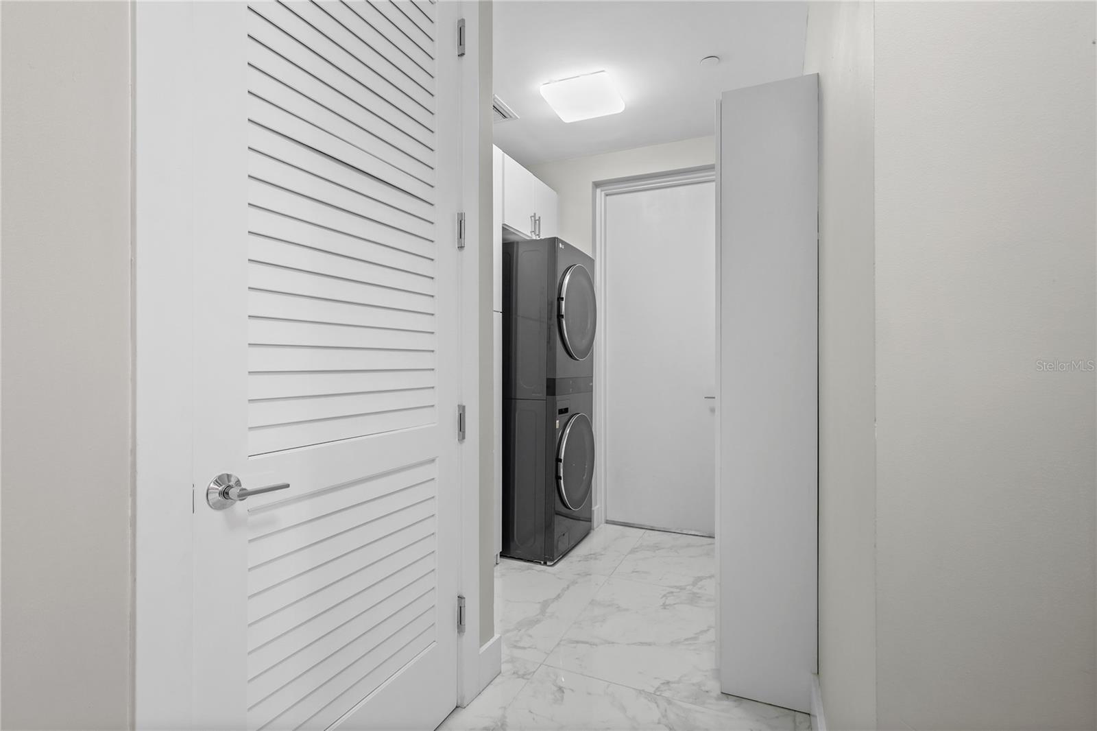 1155 N GULFSTREAM AVE #306, SARASOTA, FL, 34236