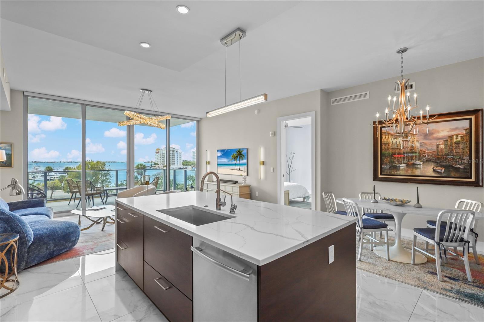 1155 N GULFSTREAM AVE #306, SARASOTA, FL, 34236