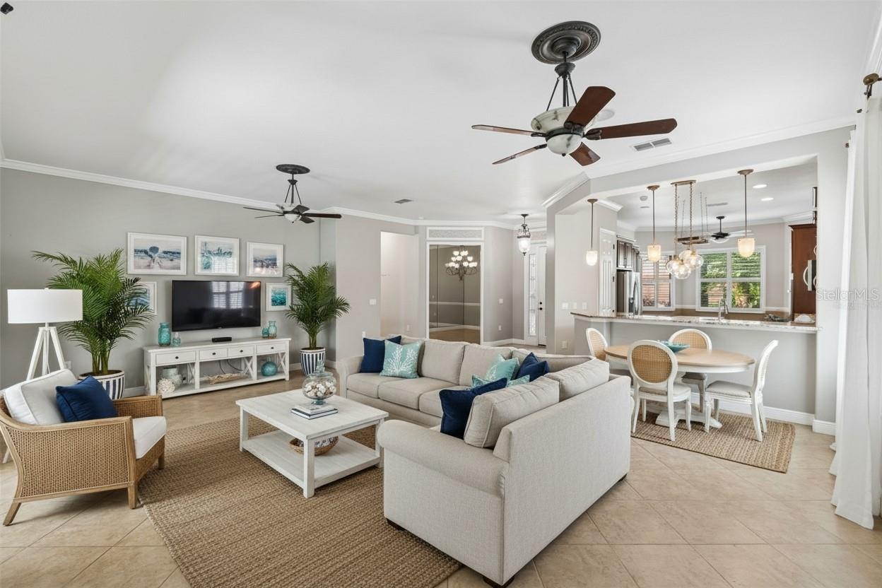 181 INDIAN WELLS AVE, KISSIMMEE, FL, 34759