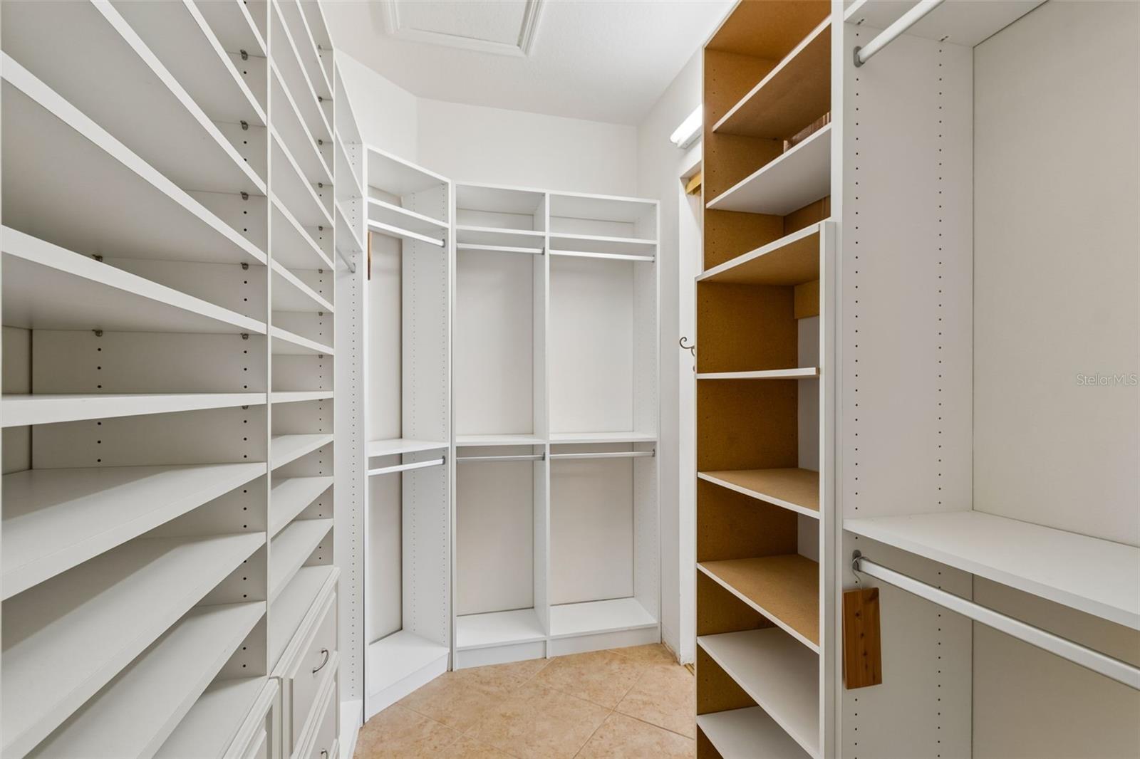 181 INDIAN WELLS AVE, KISSIMMEE, FL, 34759